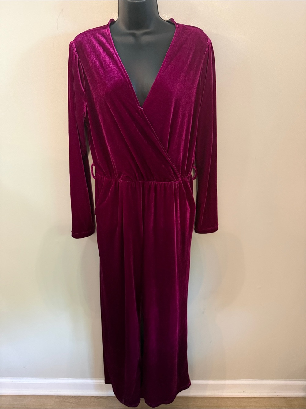 Velvet Classic Wrap Jumpsuit in Rich Wine Size Large Festive, Winter